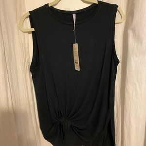 Fabletics workout top NWT